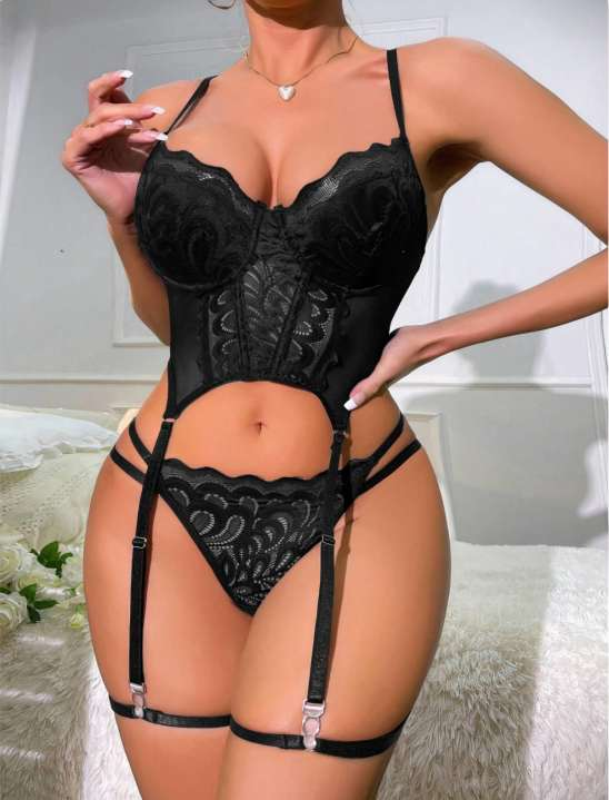 Siyah Dantelli Bodysuit Jartiyer Takımı